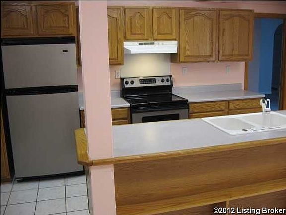 5th image of 263 Derby Ave