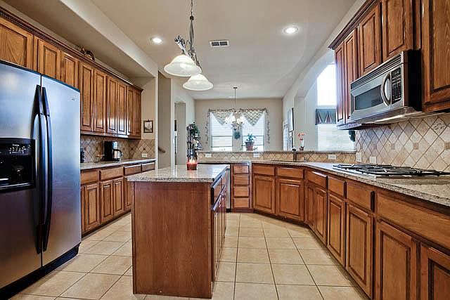 1st image of 500 Unbridled Ln