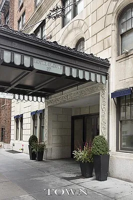 Sold by Town Residential | media 17