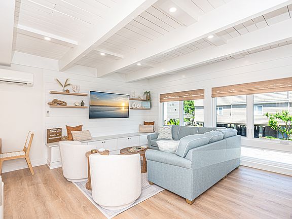 2nd image of 29150 Ocean Rd Unit 204