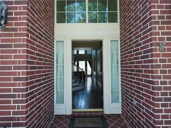 2422 Lansing Cir, Pearland, TX 77584