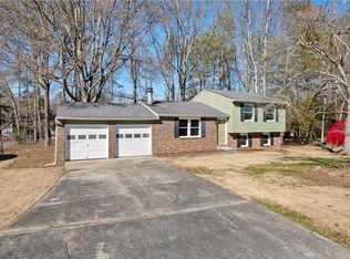 5768 Ivywood Dr, Lithonia, GA 30038
