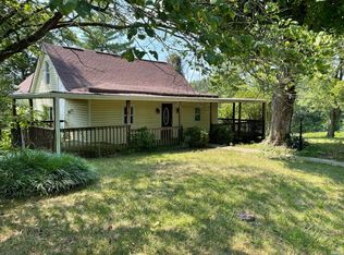 2358 Meridian Rd, Mitchell, IN 47446