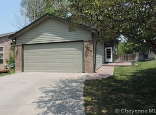 5206 Fishing Brg, Cheyenne, WY 82009