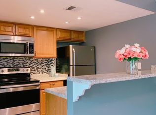 1077 W Calle Del Sol APT 1, Azusa, CA 91702