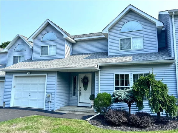 46 Woodbrooke Rd, New Hartford, NY 13413