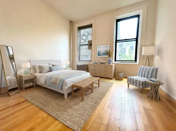 330 East 15th Street image 1 of 6