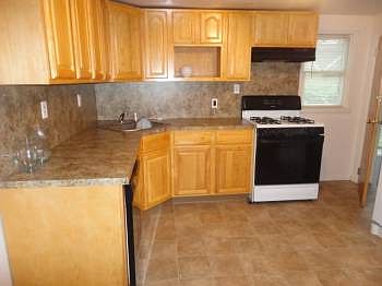 2nd image of 51 Clement St