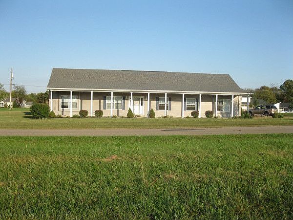 2nd image of 111 Todd Alan Dr