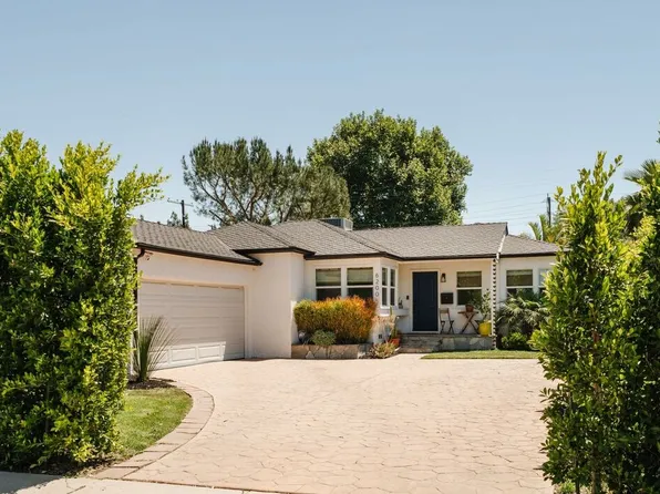 6200 Topeka Dr, Reseda, CA 91335