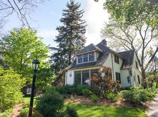 518 Fairview Cir, Ypsilanti, MI 48197