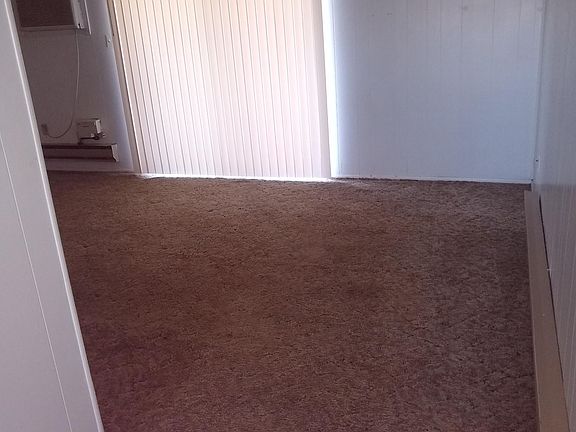 3rd image of 400 N Avenue K APT 8