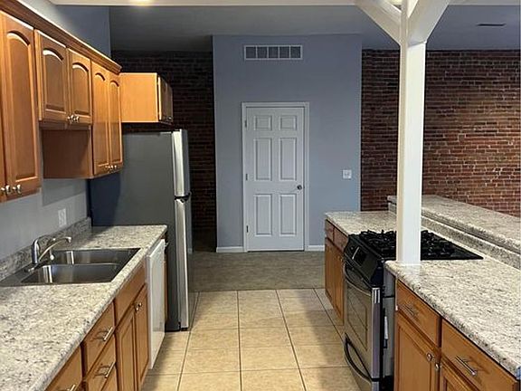 2nd image of 300-306 W 3rd St