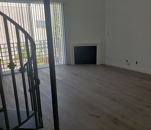 4th image of 884 Palm Ave APT 305