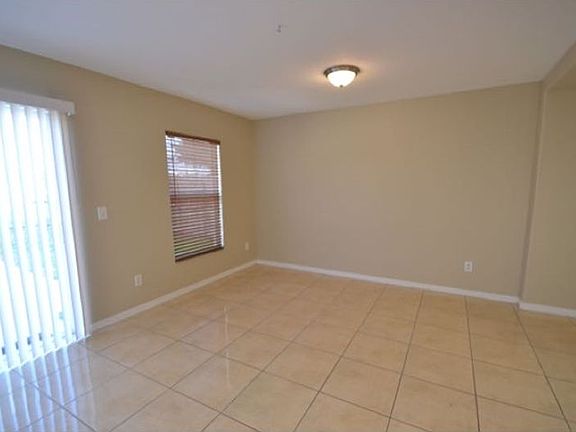 5th image of 19425 Charrice Ct