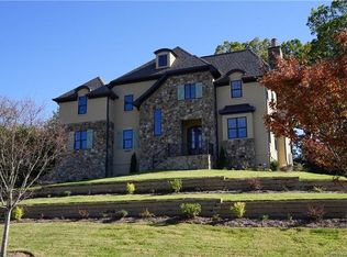 16301 Bastille Dr, Charlotte, NC 28278
