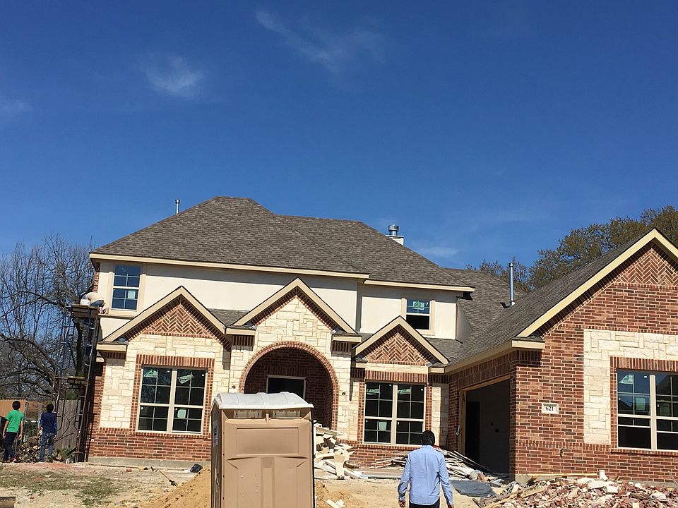 1st image of 621 Parkhaven Dr