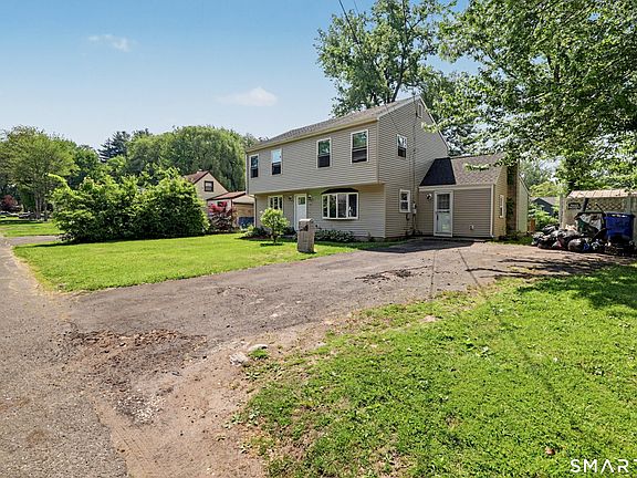 4th image of 97 Boothbay Street