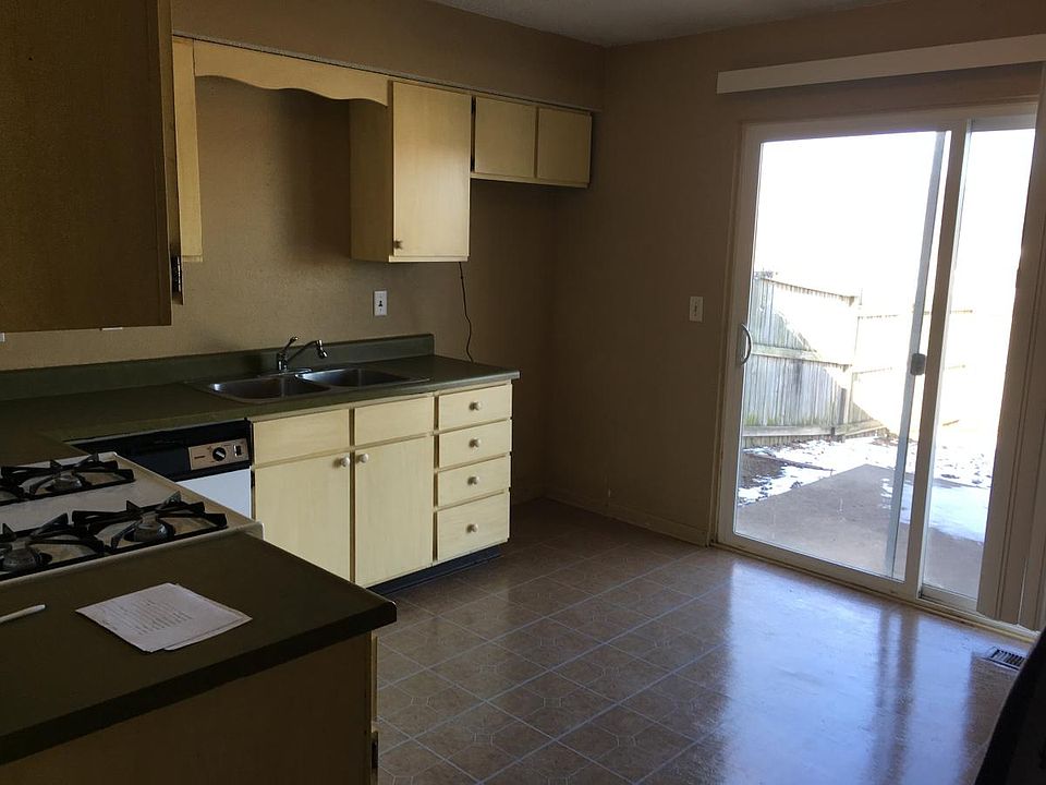 2nd image of 101 Buckingham Rd