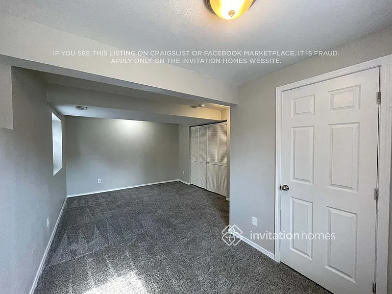 1082 Clogger Ln — Photo 16