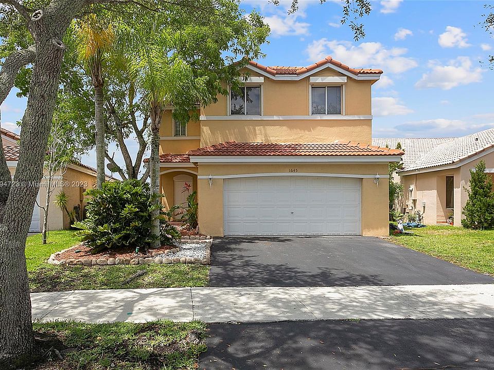 1st image of 1645 Salerno Cir
