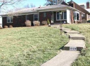 1026 W Lombard St, Davenport, IA 52804