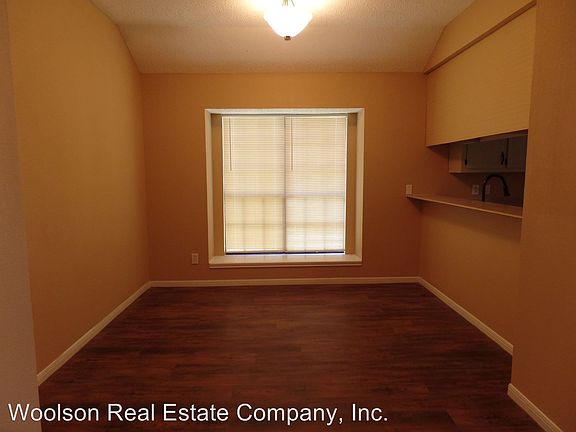 3rd image of 204 Mariner Dr