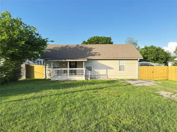 1704 Lexington St, Waco, TX 76711