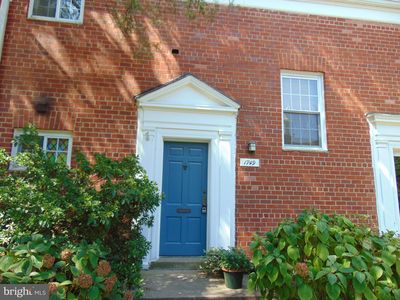1749 Preston Rd, Alexandria, VA, 22302