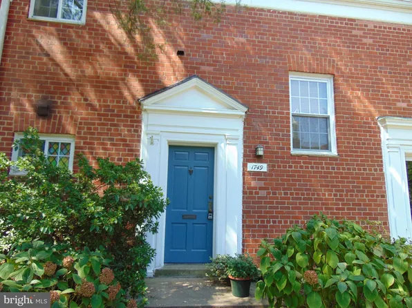 1749 Preston Rd, Alexandria, VA 22302