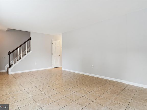 5th image of 816 Sledgehammer Dr