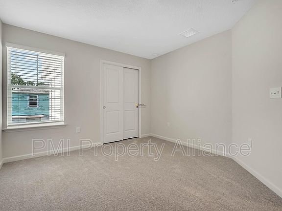 5th image of 2908 Oak Park Way