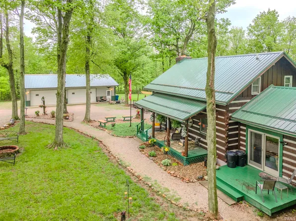 6095 E 500th Rd N, Churubusco, IN 46723