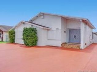 715 SW 97th Court Cir, Miami, FL 33174