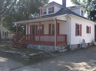 16 Valley St, Blackstone, MA 01504