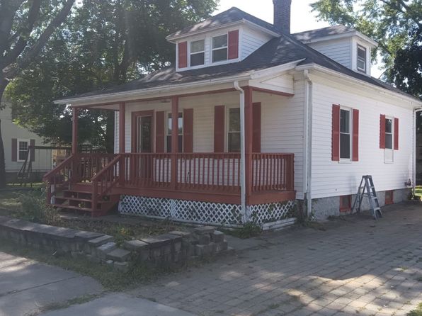 16 Valley St