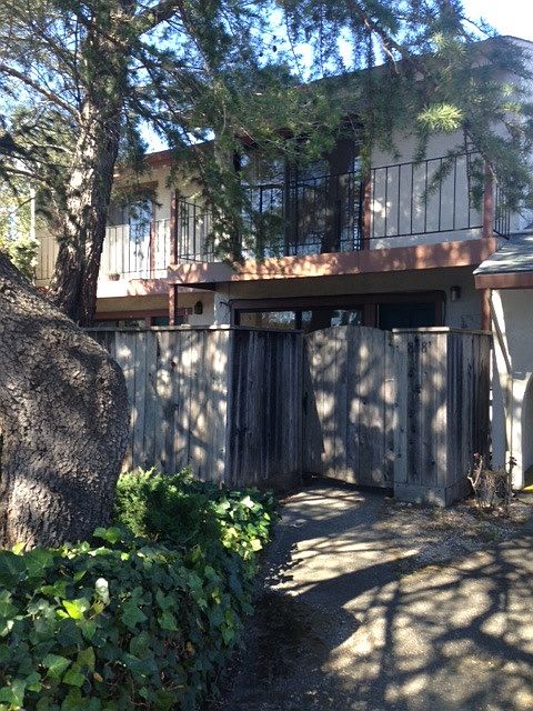 1st image of 828 W Spain St