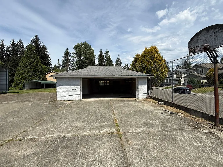 1605 126th St SE — Photo 50