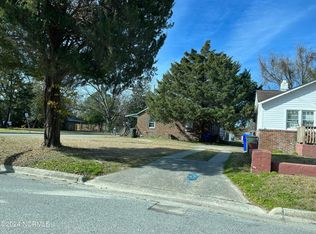 520 Sheppard St, Greenville, NC 27834