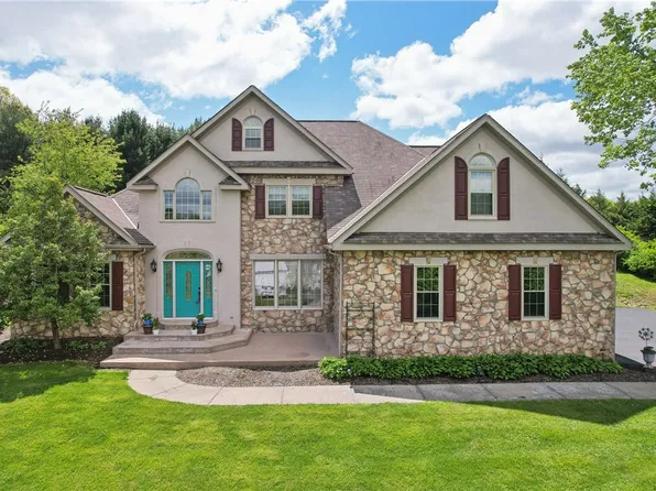 358 W Jefferson Rd, Butler, PA 16002