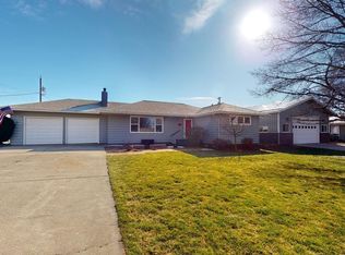 1210 NW Orion Dr, Pullman, WA 99163