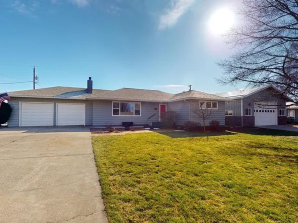 1210 NW Orion Dr, Pullman, WA 99163