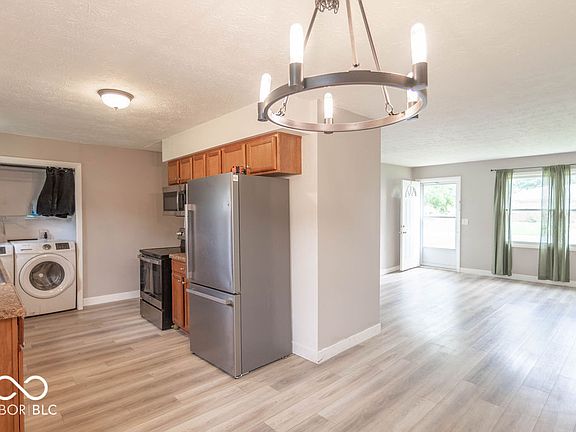 2nd image of 603 Meadows Dr