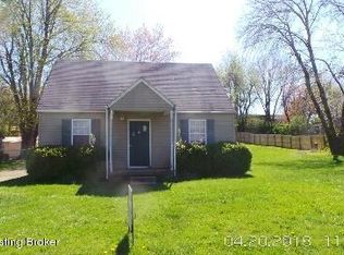 6711 Triangle Dr, Louisville, KY 40214