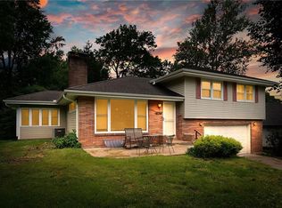 5629 W 50th St, Roeland Park, KS 66202