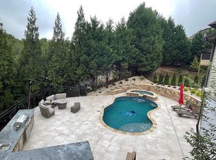 5230 Corbin Ct, Suwanee, GA 30024