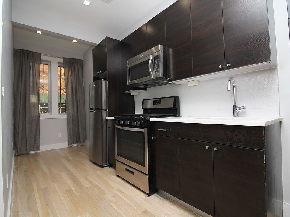 1st image of 306 Macdougal St APT 1A