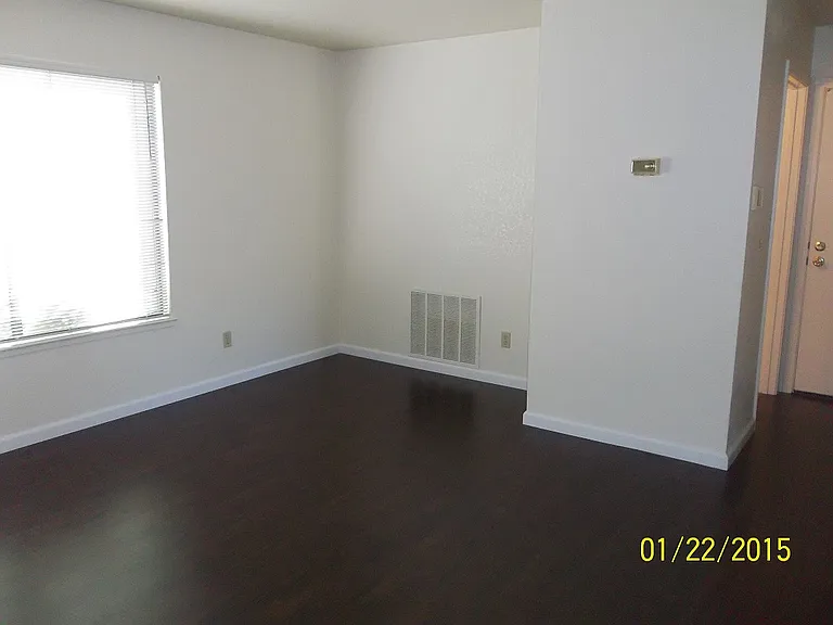 8124 Pinefield Dr — Photo 4
