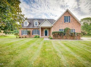 2913 Greenline Rd, Johnson City, TN 37604