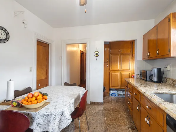 7073 Kennedy Boulevard image 35 of 49